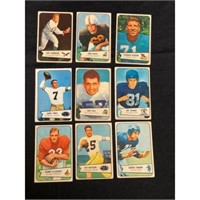(17) 1954 Bowman Football Cards Varying Condition
