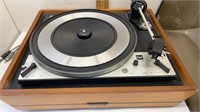 VINTAGE RECORD PLAYER BY UNITED AUDIO- WORKS