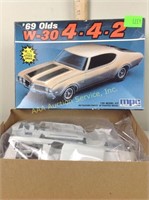 Ertl MPC '69 Olds model kit