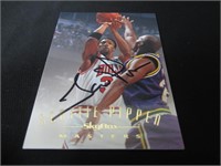 SCOTTIE PIPPEN SIGNED SPORTS CARD WITH COA