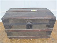 SMALL TRUNK   NO TRAY  27W 15W, 16H.  CIR 1890'S