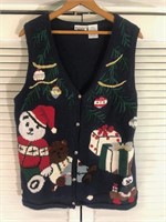 VINTAGE CAPACITY CHRISTMAS VEST MEDIUM