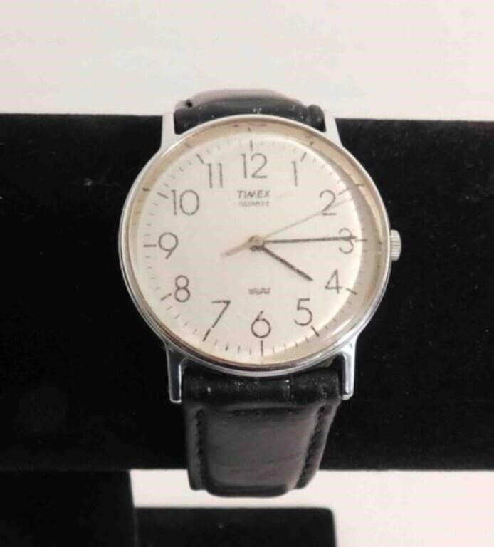 Timex Watch w/black leather band.