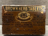 Brown Herb Tablets Tin with Wood Checker Pieces