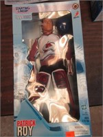 1999 STARTING LINEUP PATRICK ROY HOCKEY FIGURE