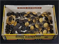 Military Uniform Buttons & Lot Collection