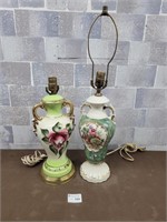 2 Vintage lamps with flower paterns