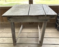 Wood Table 24.5” x 24” x 21”
(Needs repairs)