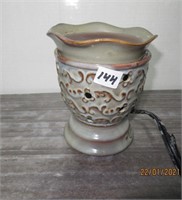 Lightbulb oper. Ceramic stove