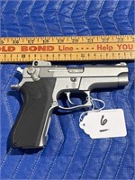 Smith Wesson 9mm