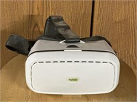 virtual reality goggles