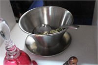 STAINLESS SAUCE BOWL W/ LADLE