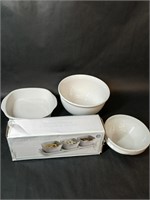 Cordon Bleu White Mixing Bowl/ White Kitchen Ware