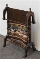 Mahogany Blanket Stand with Lap Blanket