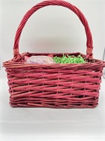 Red Square Wicker Basket With Paper Grass