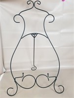 Black Wire Easel 20x33in like new