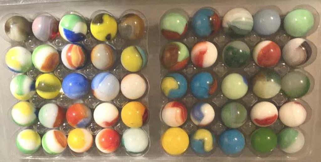 Tray of 40+ Vintage Marbles