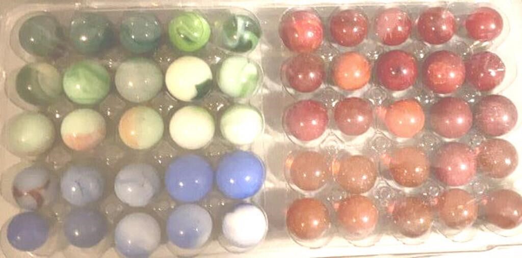 Tray of 40+ Vintage Marbles