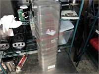 (10) CAMBRO 8 QT LEXAN CONTAINERS W/ LIDS