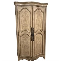 Early 20th Century Country Style Armoire