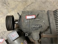 LARGE ENCLOSED ELECTRIC MOTOR, 7.5 HP, 1160 RPM,