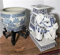 Blue and White Ceramic Elephant Stand