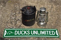 2 Beer Can Chicken Holders for Grill, Ducks