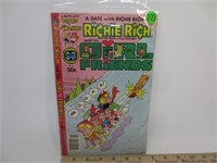 1981 No. 8 Richie Rich Girl Friends