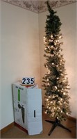 Lighted Christmas Tree 7'