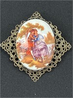 Vintage Fragonard Porcelain Brooch.