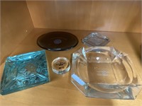 Lot of crystal ash trays