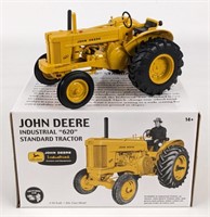 1/16 Ertl John Deere Industrial 620 Tractor