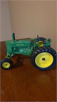 JD unstyled GW toy tractor