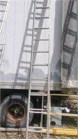 24 ft Aluminum Extension ladder