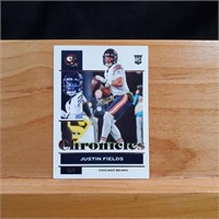 2021 Panini Chronicles Justin Fields RC 19