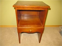 Wooden Night Stand with Drawer