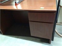 Cherry Desk with 2 drawers right side