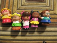 Lot of 5 Newer Fisher Price Little People