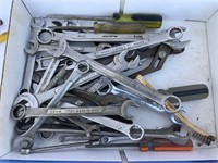 TOOLS - CRAFTSMAN WRENCHES & SCREWDRIVERS