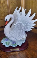 VTG Wellington Swan Porcelain Figurine on wooden