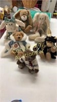 Highly collectible Boyd Bears, 4 bunnies and 2
