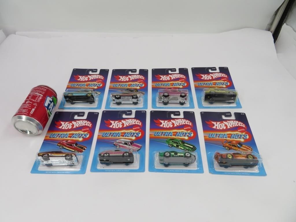 Série de 8 voitures hot wheels die cast, Ultra