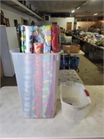 Container W/Multiple Gift Wrap Rolls