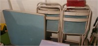 Vintage outdoor table and 4 folding chairs