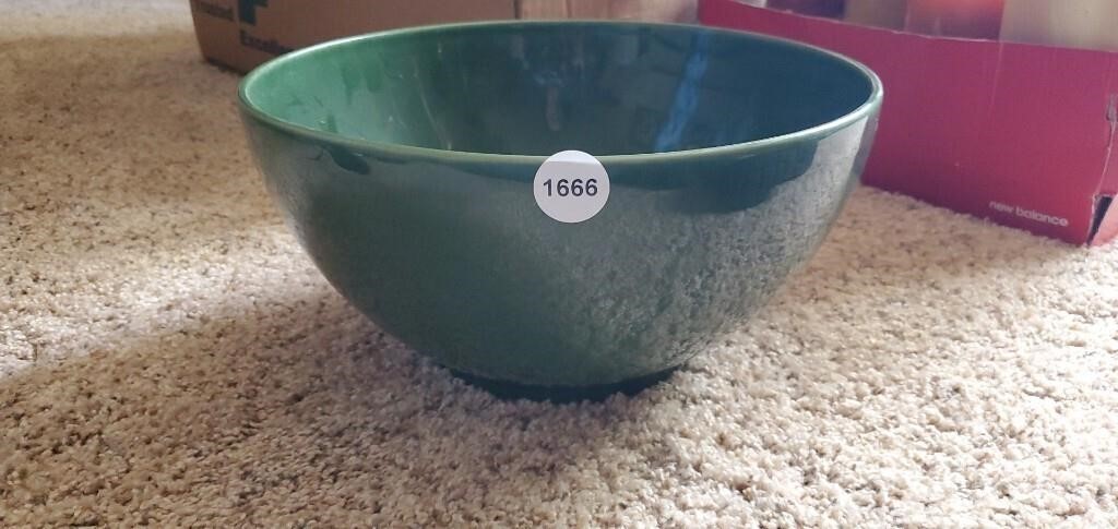 Waechtersbach Germany mixing bowl Green.