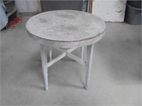 Rustic round top table