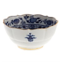 Meissen porcelain "Blue Onion" serving bowl