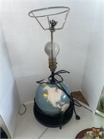 Aladdin globe alacite glass lamp