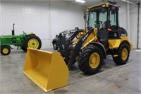 2017 JD 244K Payloader, SN:1LU244KXLZB043824