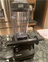 VITAMIX TURBO BLEND 2 SPEED 8 1/2 CUP FOOD PREP